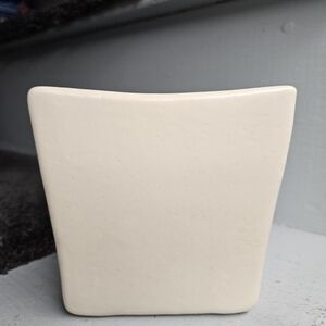 Hager vintage ceramic planter